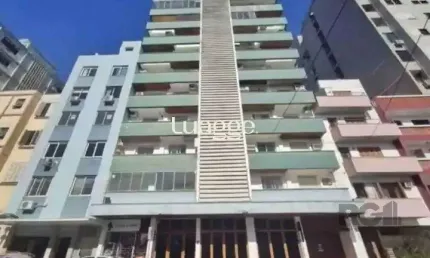 Apartamento JK no Centro Histórico, Condomínio Long Beach