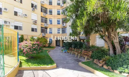Excelente apartamento 2 dormitórios na av. wenceslau escobar