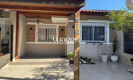 Casa com 2 quartos à venda na Rua Seno Antônio Cornely, 629, Hípica, Porto Alegre