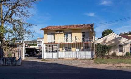 Casa Comercial para Venda - 112m², 3 dormitórios, 2 vagas - Medianeira