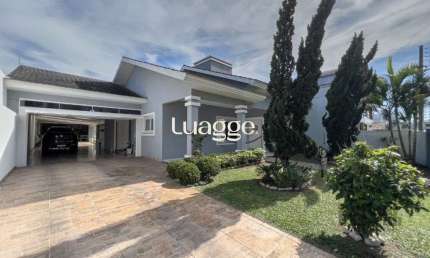 Casa Térrea mobiliada com 5 dormitórios 350m² de área - Navegantes - Capão da Canoa