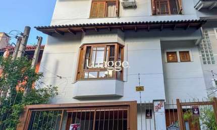Excelente casa com 214m² privativos na Rua Dona Paulina - Bairro Tristeza!