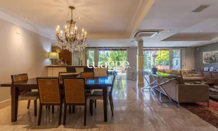 Casa em condomínio com 487m² | 4 dormitórios sendo 4 suítes, 3 vagas, no bairro três figueiras, porto alegre