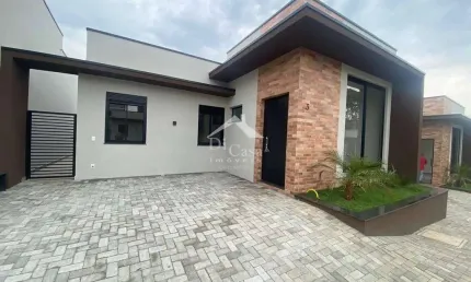 Casas térreas em condomínio fechado, isoladas, vista para a pedra grande, entre a vila giglio e vila petropolis.