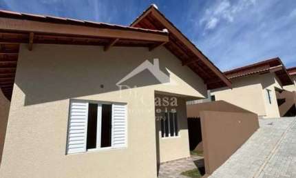 Casa toda térrea com 2 suítes dentro de condomínio - Ribeirão dos porcos