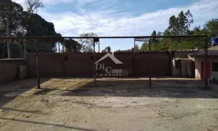 Locação comercial com escritório e barracão na rodovia – local estratégico