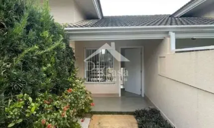 Belíssima casa para locação próxima a Av Lucas Nogueira Garcez