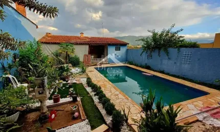 Sobrado com 5 quartos à Venda, Jardim do Lago - Atibaia