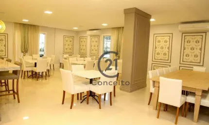 Cobertura com 3 suítes, disponível para venda, com 410 m² localizada no Centro da Palhoça/SC