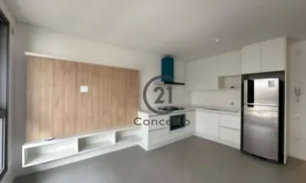 Apartamento com 1 dormitório para alugar, 36 m² no bairro Estreito em Florianópolis/SC