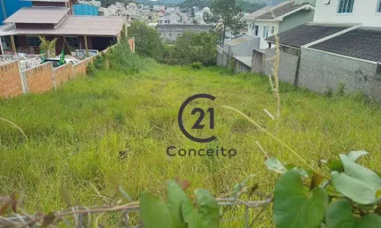 Terreno em condomínio fechado à venda na Rua Falcão, Forquilhinhas, São José