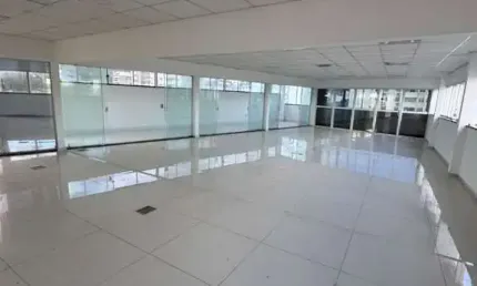 ?? aluguel de andar inteiro no córrego grande – espaço exclusivo e localização estratégica!