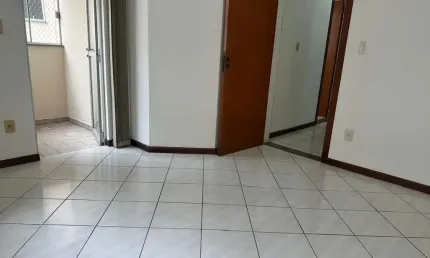 Apartamento 2 quartos e com 1 vaga coberta no bairro Campinas em São José