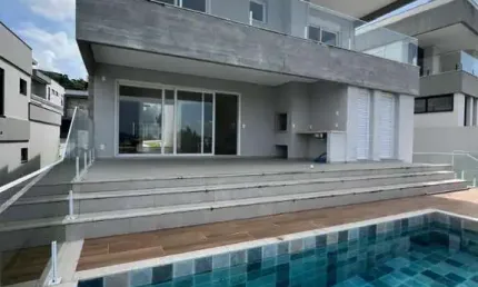 Casa com 4 dormitórios à venda no bairro cidade universitária pedra branca - palhoça/sc