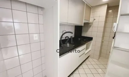 Apartamento com 1 dormitório, semi mobiliado à venda, com metragem de 41 m² por R$ 375.000 no bairro Campinas - São José/SC