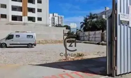 ?? Terreno para Aluguel – Localização Estratégica próximo a Faculdade  Estácio de Sá