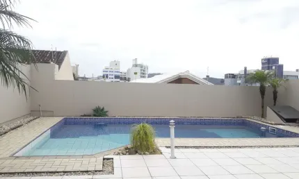 Casa com 5 quartos à venda no Coqueiros, Florianópolis 