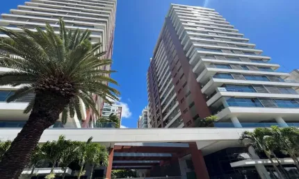 Apartamento disponível para locação com 3 quartos, 3 suítes na avenida beiramar norte em florianópolis