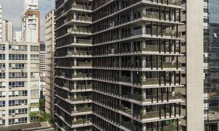 Apartamento com 3 suítes, 3 vagas e depósito privativo, à venda em São Paulo, Itaim Bibi