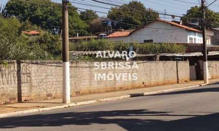 Excelente área comercial com 11.000 m2  à venda com ótima localização na Vila Bandeirantes em Itu SP  Próximo a Rod do Açucar