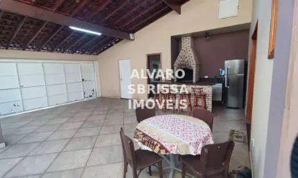 Casa com 3 dormitórios à venda, 160 m² por R$ 880.000,00 - Parque Residencial Presidente Médici - Itu/SP