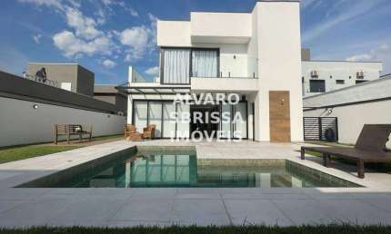 Casa à venda com 4 dormitórios 4 suítes repleta de armários planejados 315 m² no Condomínio Portal dos Bandeirantes excelente localização em Salto SP