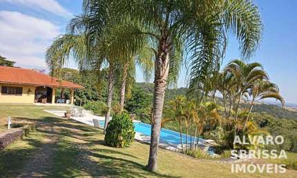 Sitio com 4 suites, 22.000 m2 em Itu SP permuta com casa em condomínio em Sorocaba