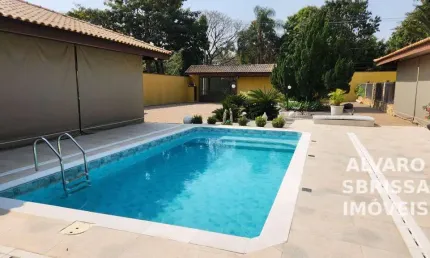 Casa térrea com piscina, 03 dormitórios no Condomínio Zuleica Jabour - Salto