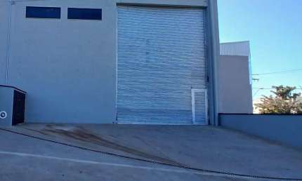 Galpão para alugar, 300 m² por R$ 10.000/mês - São João - Salto/SP