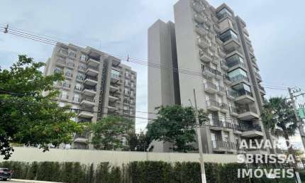 Apartamento com três dormitórios sendo uma suíte no condomínio Amazonas Bairro Brasil Itu SP