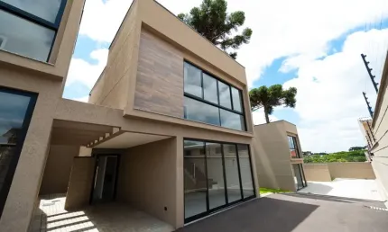 Casa em condomínio fechado com 3 quartos à venda em Santa Felicidade, Curitiba 