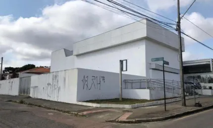 Ponto comercial à venda na Rua Marechal Floriano Peixoto, 3165, Centro, Curitiba