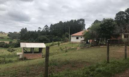 Chácara para Venda em Quitandinha, Águas Claras, 5 dormitórios, 1 suíte, 3 banheiros, 40 vagas
