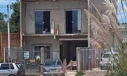 Triplex para Venda em Fazenda Rio Grande, Nações II, 3 dormitórios, 1 suíte, 4 banheiros, 1 vaga
