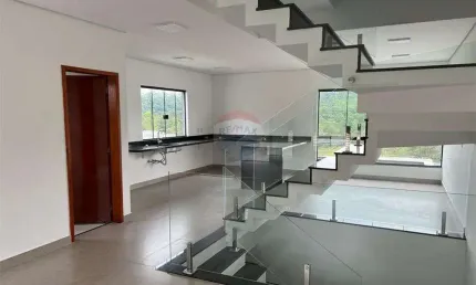 PROMOÇÃO POR TEMPO LIMITADO - LINDO SOBRADO 178mts acabamento Sofisticado