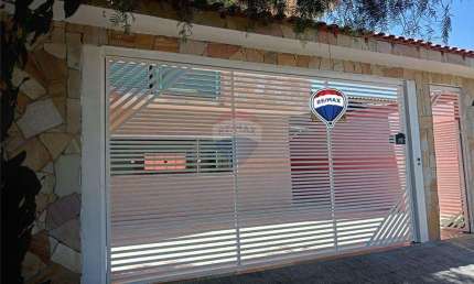 Casa com 3 quartos para alugar na Rua dos Antúrios, 48, Polvilho, Cajamar