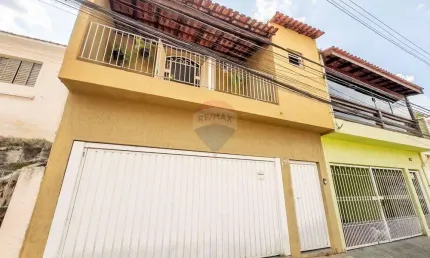 Sobrado versátil para investidores ou grandes famílias – múltiplas possibilidades em um só imóvel