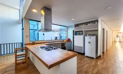 Sobrado com 5 dormitórios e 12 vagas, à venda, 510 m² por R$ 2.350.000,00 - Pompéia