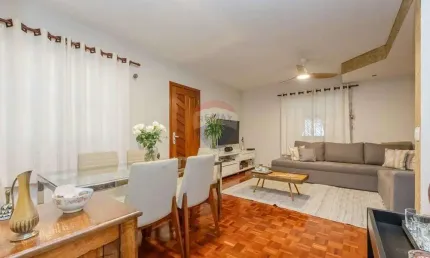 Lindo sobrado com planejados a venda no Residencial Vista Verde