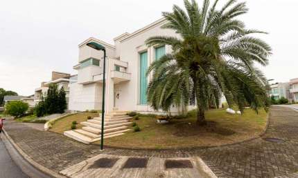 Casa em Condomínio com 5 Suítes no Uberaba - Jotta A Imóveis
