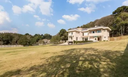 Casa alto padrão com 3 suítes próxima a UP - Jotta A Imóveis