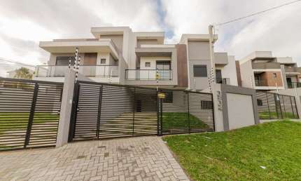 Casa com 3 quartos à venda na Rua Cocos, 151, Uberaba, Curitiba