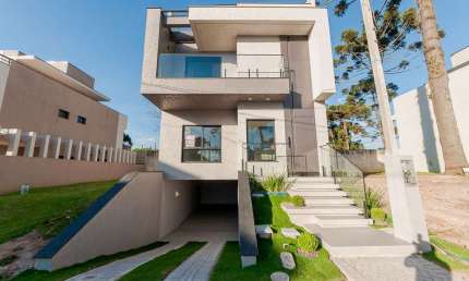 Casa com 3 dormitórios e Spa no Pinheirinho - J.A. imóveis