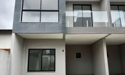 Sobrado em condomínio 3 dormitórios no Uberaba - J.A. imóveis