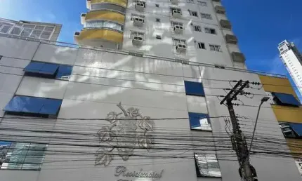 Apartamento vista mar 3 dormitórios em balneário camboriú