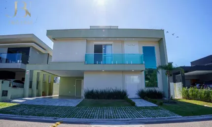 Casa em condominio 3 suítes com piscina em florianópolis