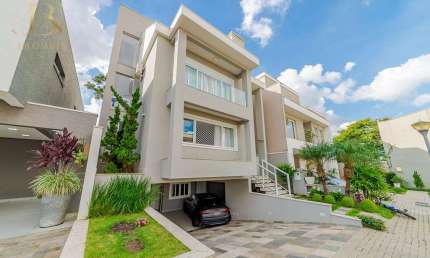 Casa em condomínio com 3 dormitórios em Curitiba - 400m2