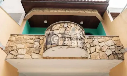 Casa Sobrado de 198m² em Jardim Palermo, São Bernardo do Campo. 3 dormitórios, 1 suíte, R$800k. Encontre seu lar ideal!