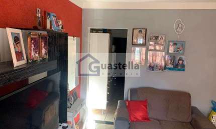 Casa em Alves Dias - São Bernardo do Campo com 150M² úteis, 3 dormitórios, 2 banheiro por R$485.000 para venda . Confira!