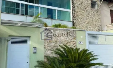 Conheça o apartamento de 100m² em Santa Terezinha, São Bernardo do Campo, com 2 dormitórios, 1 suíte e 2 banheiros. À venda por R$ 468.000. Confira!